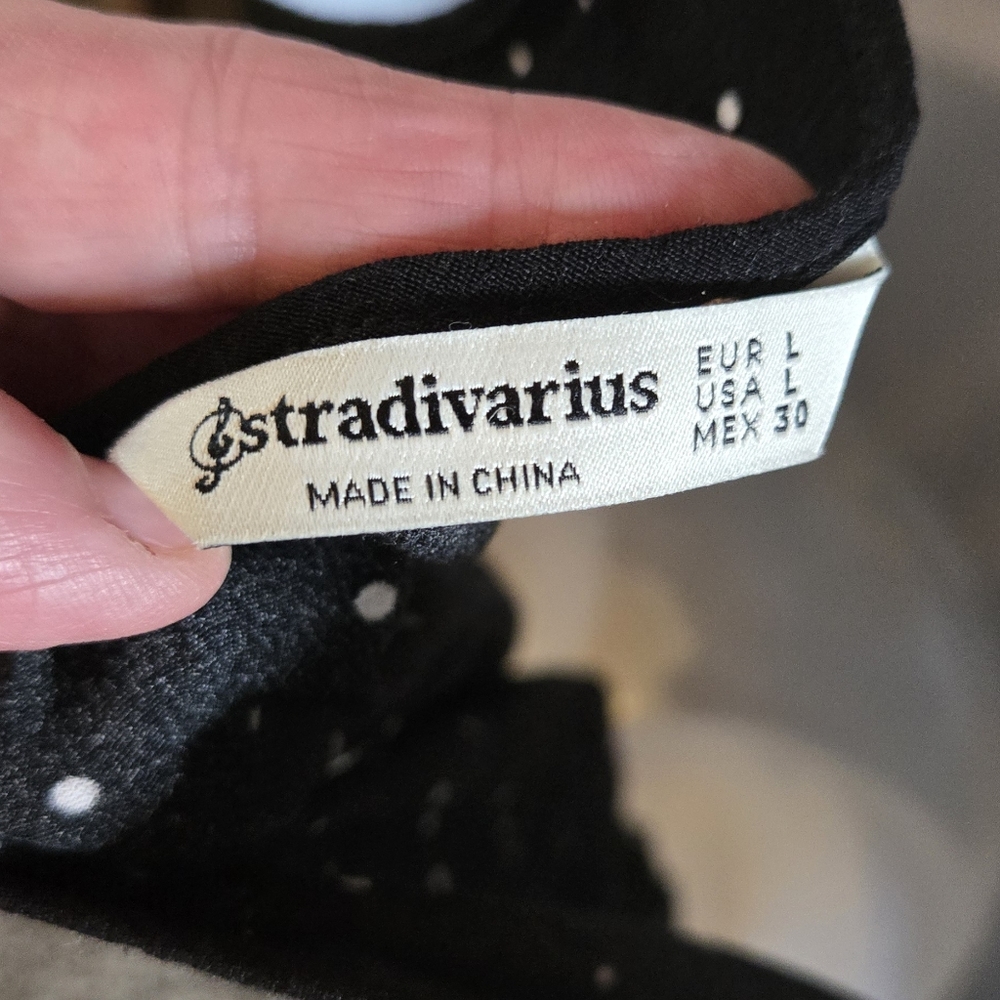 Stradavarius Black Polka Dot lace camisole szL - Picture 6 of 6